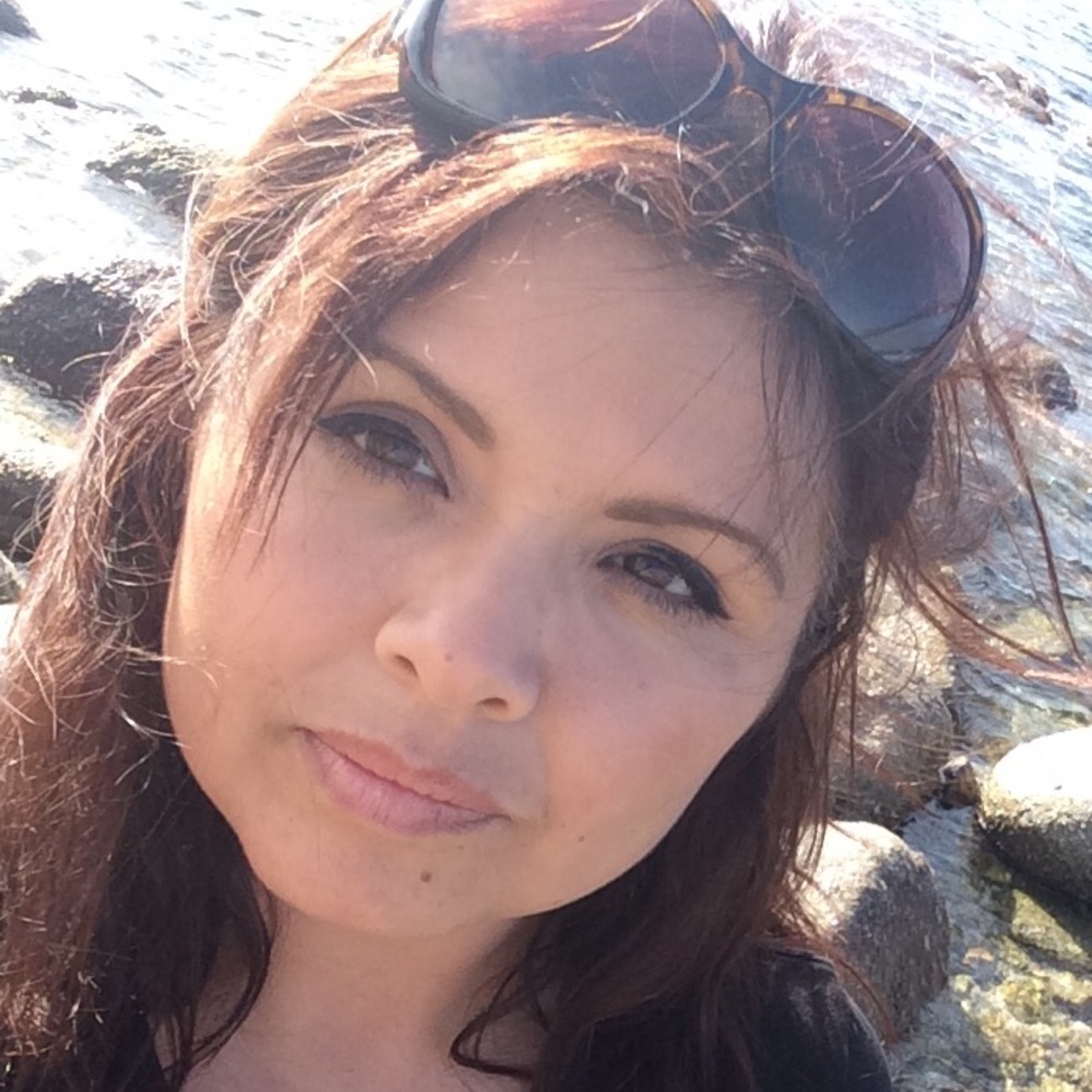 Meet your Posher, Elvira